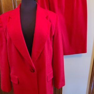 Misses two piece red wool suit with pencil skirt - Size 14